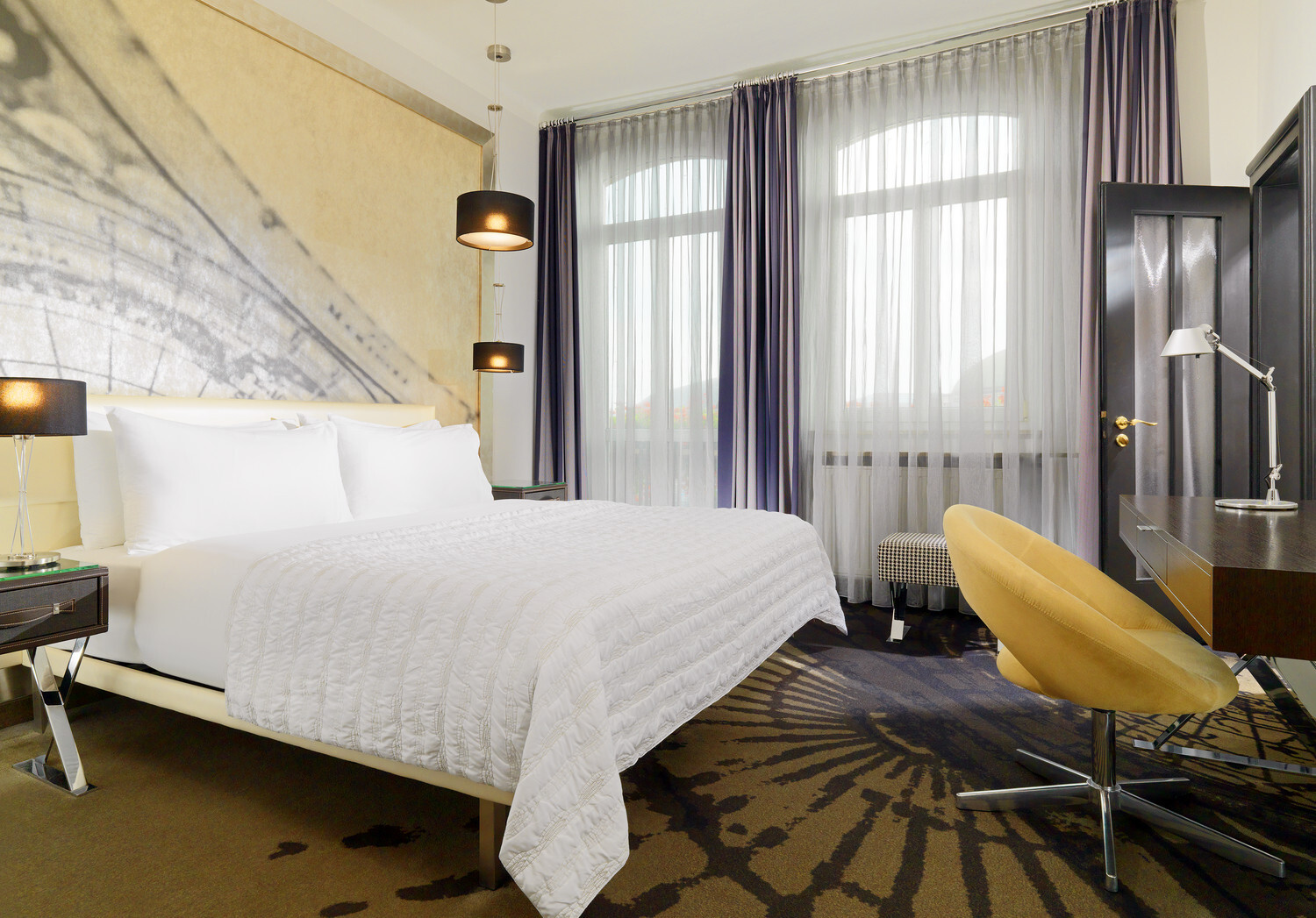 Le Meridien room